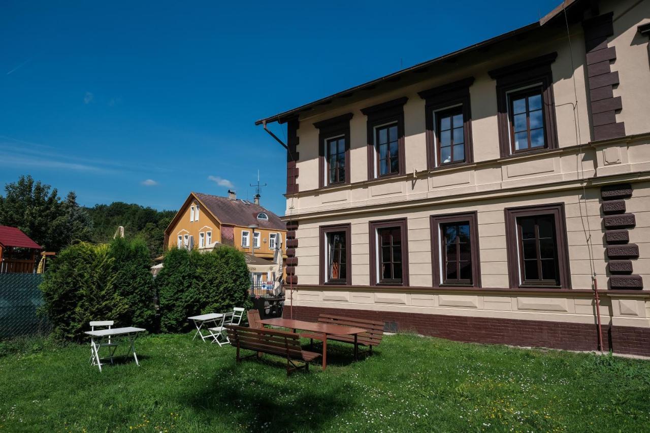 Penzion Betty Okounov Exterior foto